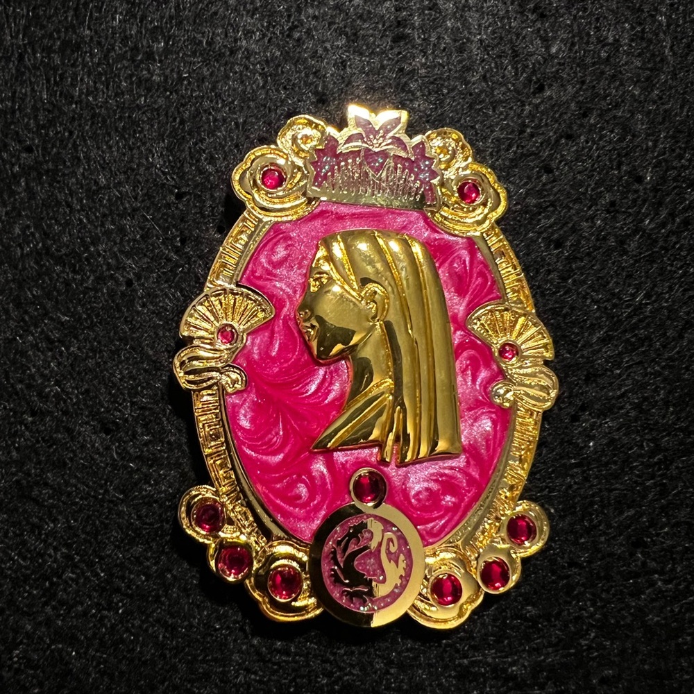 Disney Princess Mulan Enamel Pin - Pink and Gold Design - Picture 2 of 5